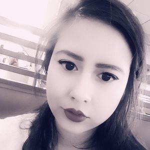 Meet your Posher, Gaby